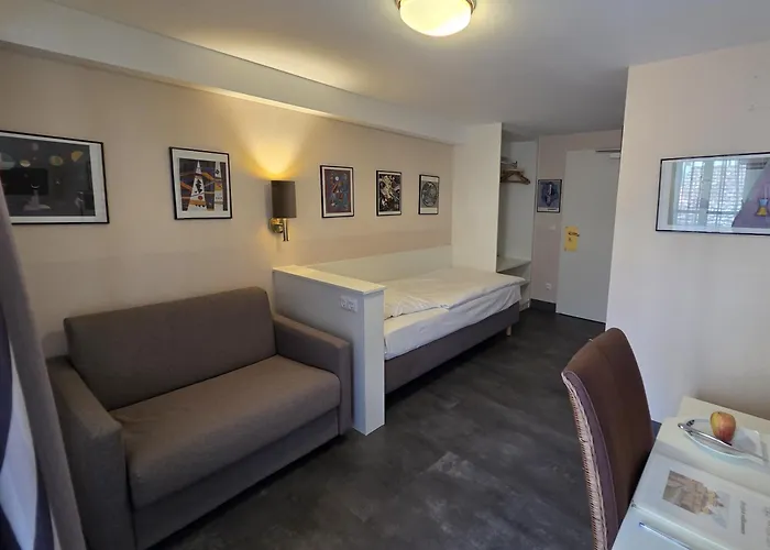 Hotel Garni Am Ellinger Tor