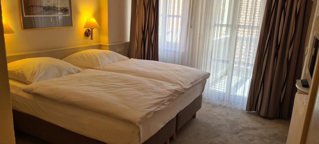 Garni Am Ellinger Tor Hotel 3*