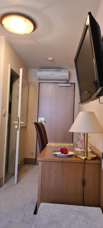 Hotel Garni Am Ellinger Tor 3*